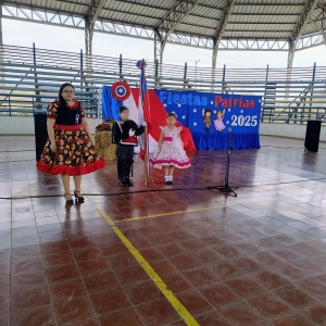 Estudiantes de Primer Ciclo celebran las fiestas patrias